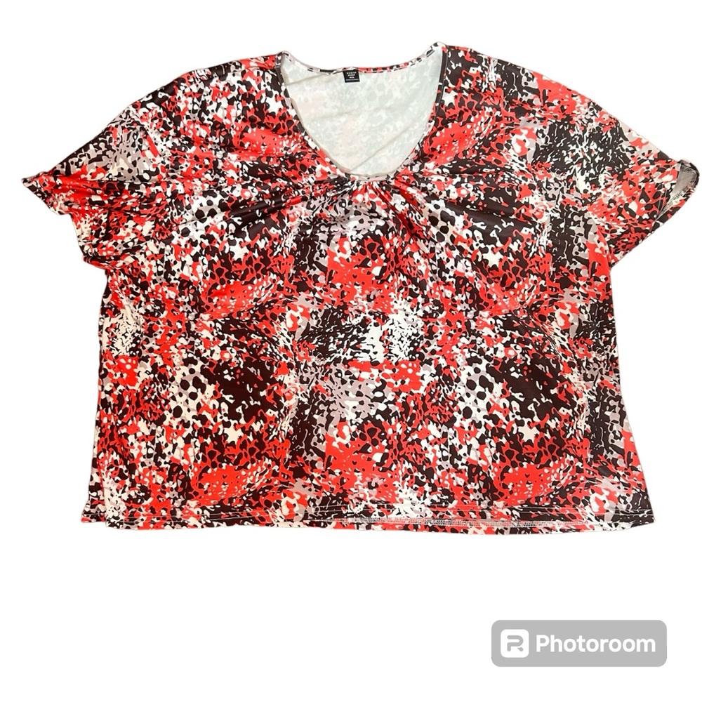 SHEIN  Curve short sleeve plus size shirt top with pattern size 4XL